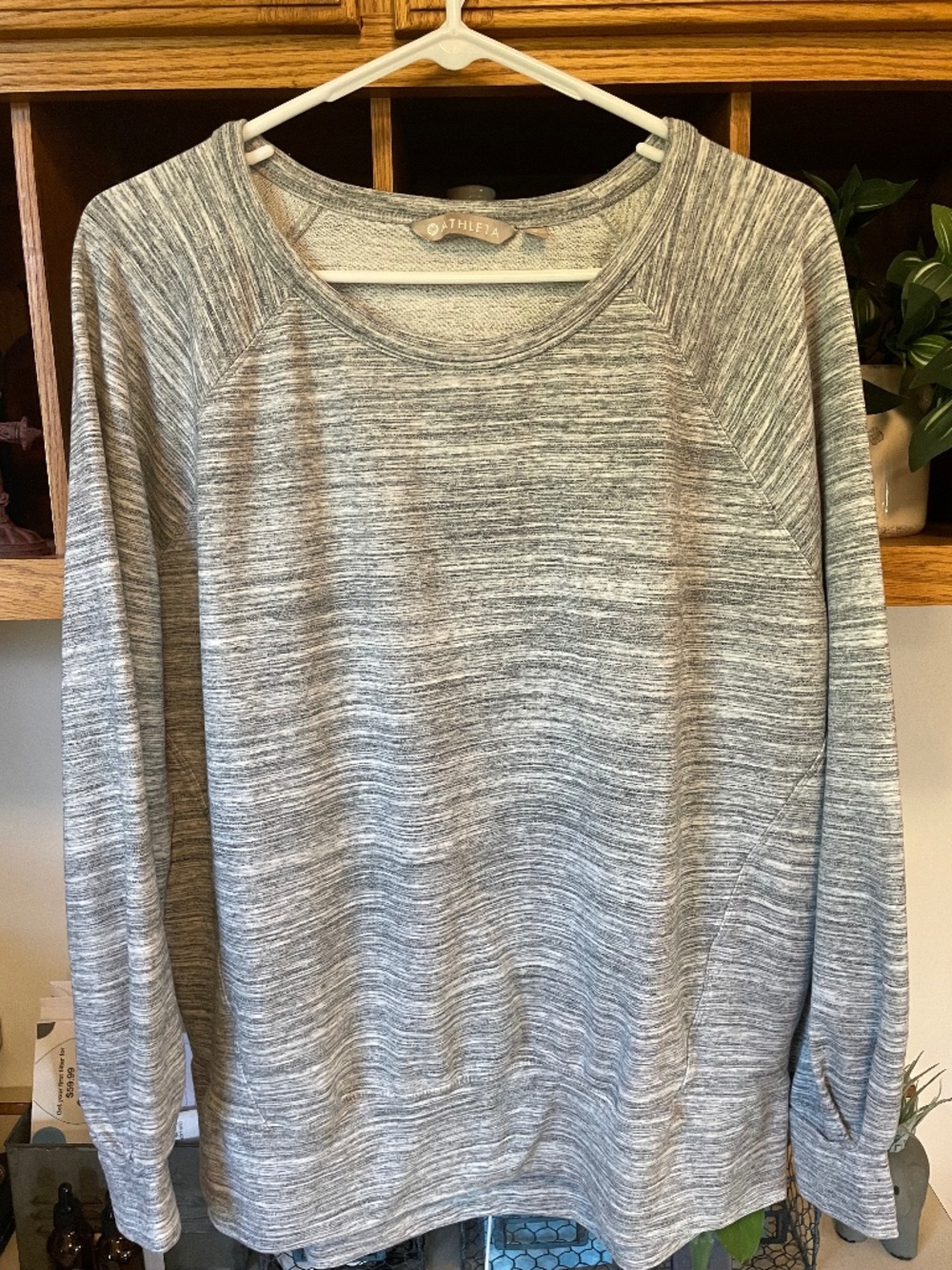 Ladies Athleta Sweatshirt Size M Great Condition
